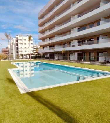 Claudia Luxury Apartment near the beach with a pool, gym, and secure gated parking