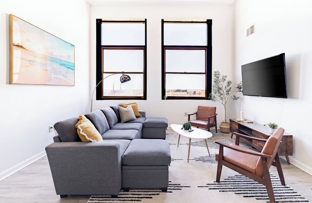 CLE 2BR Loft/Progressive/Playhouse/Wolstein/1 FREE Parking.
