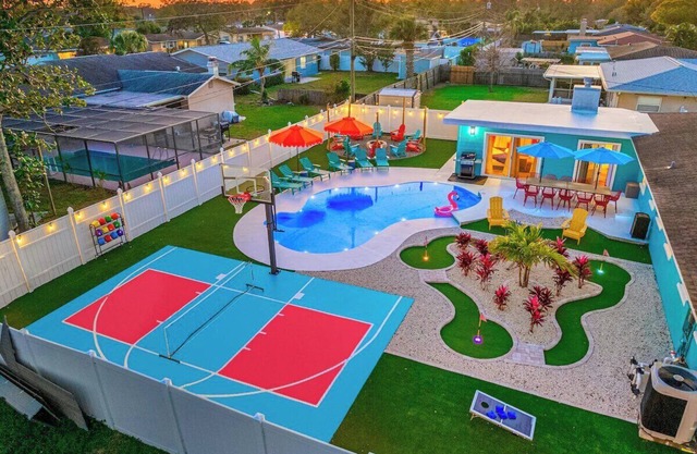Clearwater Dream! Singles Pickleball, Heated Pool