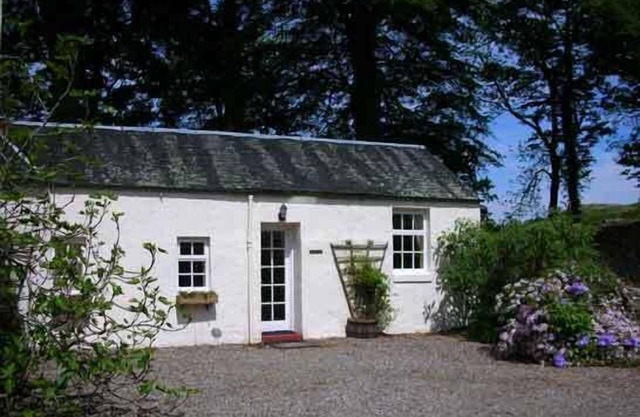 Clematis Cottage, With Views Down Loch Etive