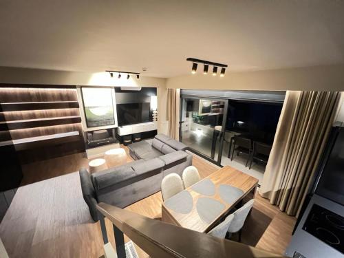 Cleopatra City Center Luxury E2 Maisonette