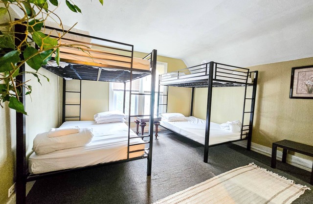 Cleveland Loft Retreat – Near Downtown & Beach!