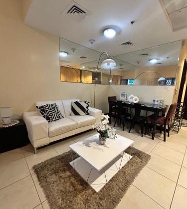 Click Stay - JLT - Studio & Balcony Lakes view Entire Apartment -JN