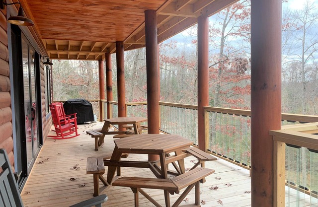 Cliffview Wilderness Luxury Cabin - Cliffview resort