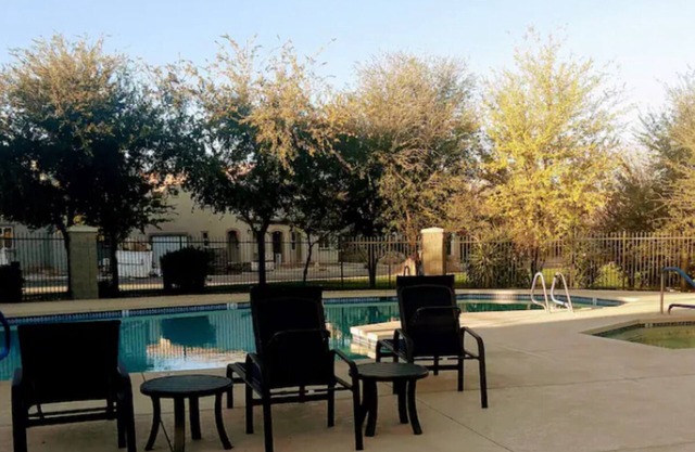 Close to everything with comfortable accomodations STR License STR0000073