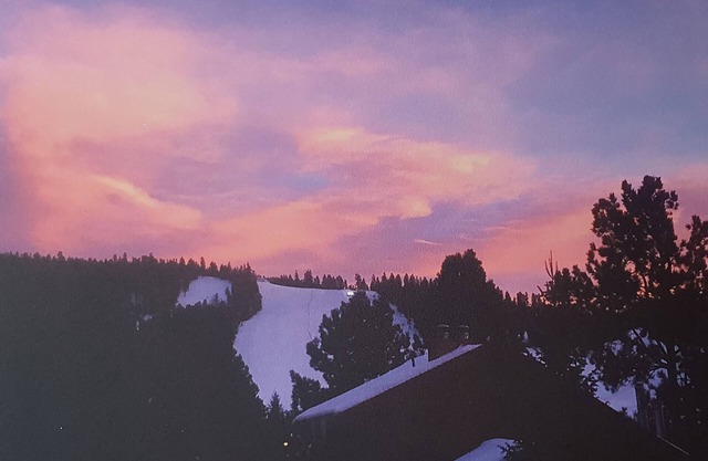 Close to the Lifts, Sleeps Up to 8, Large Deck with views of the Ski Mountain