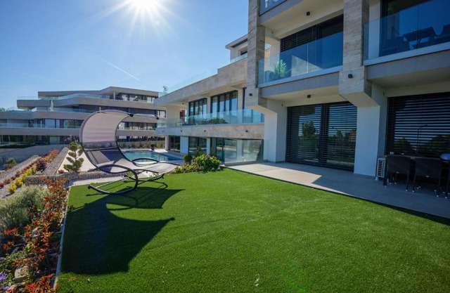 Club Panorama Residence