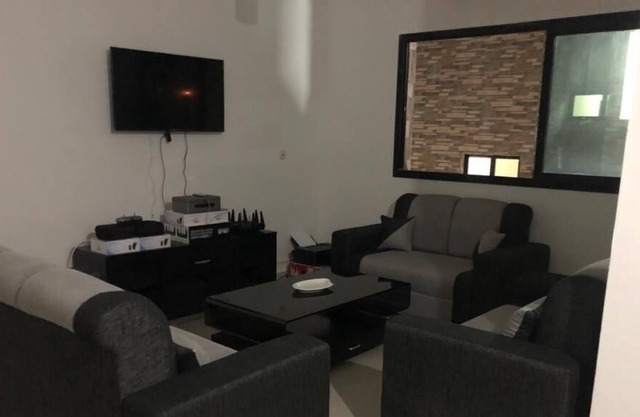 Club Suites & 3-Room Apartments