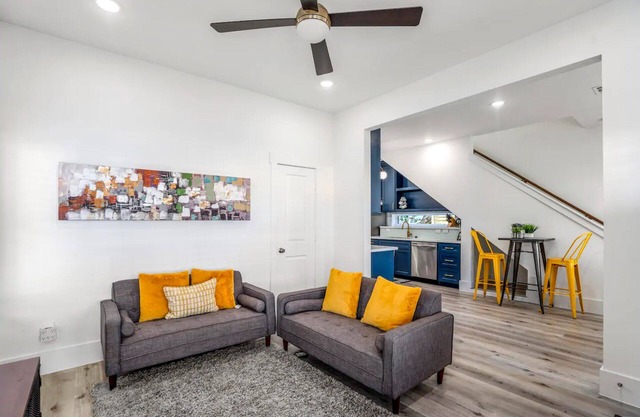 Clutch City Super-Luxe at East Downtown