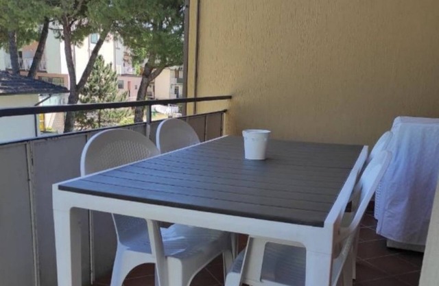 CN001 - Cesenatico, two-room apartment with balcony and air conditioning