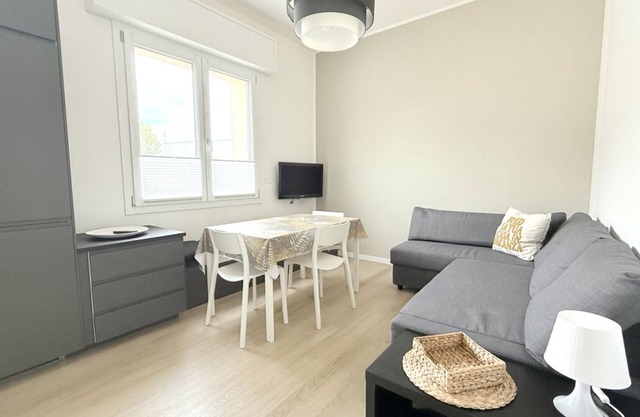 CN019 - Cesenatico, brand new two-room apartment with air conditioning