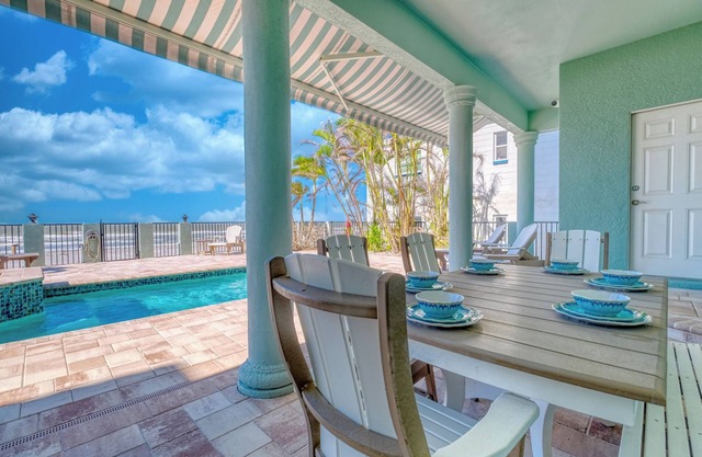 COASTAL BREEZE. a Direct Gulf Front LUXURY BEACH HOUSE with Pool and Spa