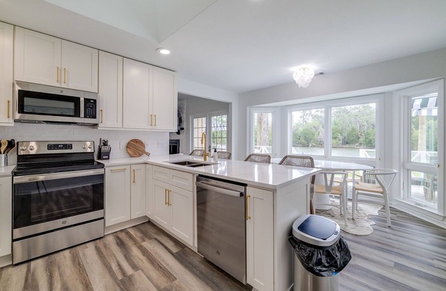 Coastal Chic Waterfront Island Living w/Yard + Parking by Lucky Savannah