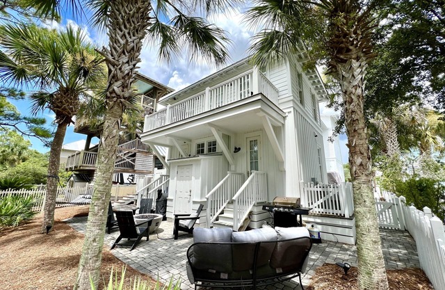 Coastal Comfort 2 BR Cottage Private Pool