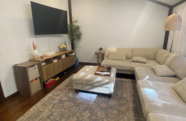 Coastal Comfort in Northport - 4 Bedroom House