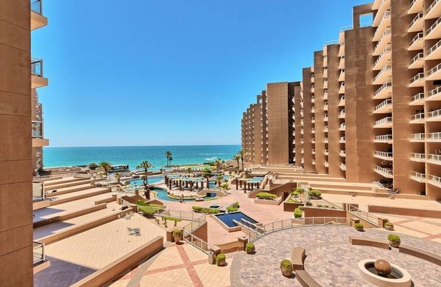 Coastal Elegance: 1BD/1BA Oceanview Condo at Las Palomas, Beautiful 1 Bedroom 1 Bath Las Palomas Bea