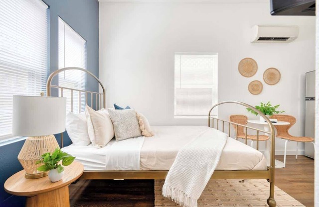Coastal Vibes Studio Kerns Eats & Coffee AC