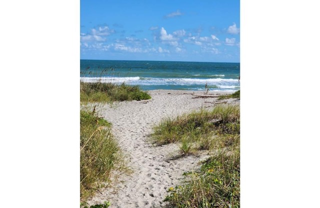 Cocoa Beach Condo, Steps from Beach.