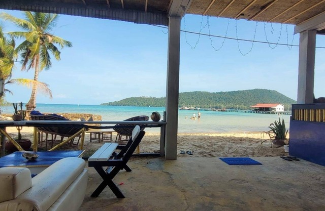 Cocohuts Cambodia