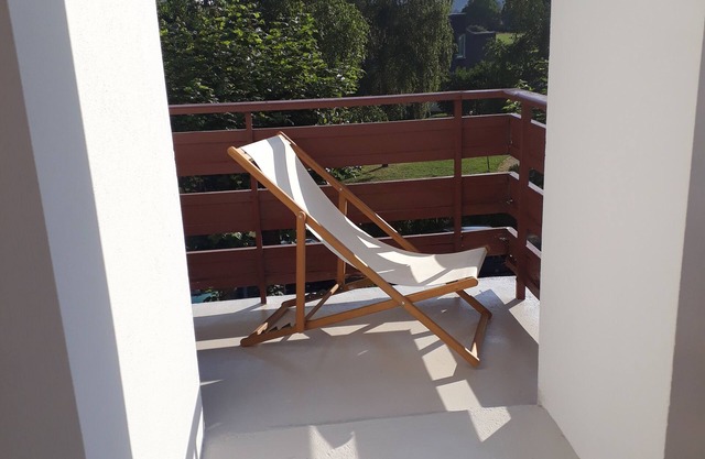 Cocon Pyrénéen Luxury apartment with terrace, parking, bike and ski room