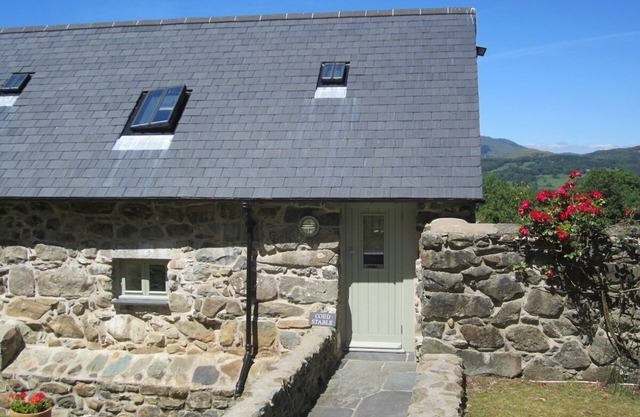 Coed Stable, High quality character barn conversion, underfloor heating
