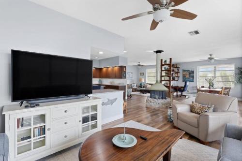 Colonel's Cottage- Sanibel Beach Retreat Fantastic Amenities