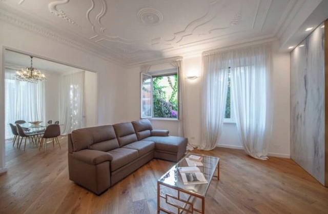[ Colosseum - Circus Maximus ] Aventine Domus Licinia new luxury apartment