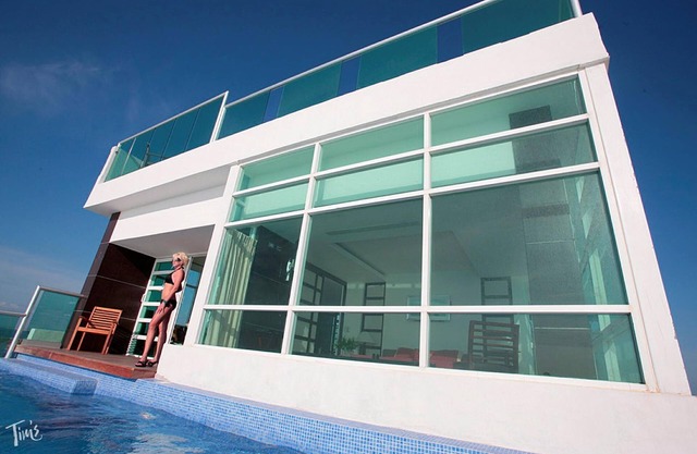 Combo #201-Tim’s Ocean Condos – Beachfront – 6br/6.5bth + 2 Private Pools!