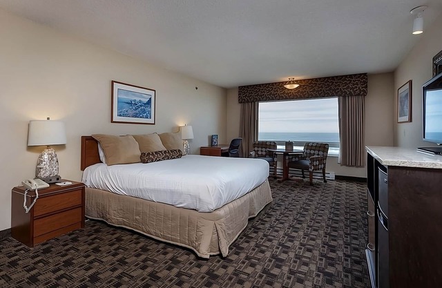 Come Create Memories w/Fun-filled Adventures at this Paradise! Pets Allowed!