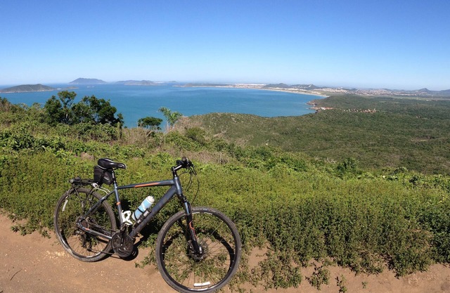 Come rest and have fun in Buzios amid the rainforest near the beach