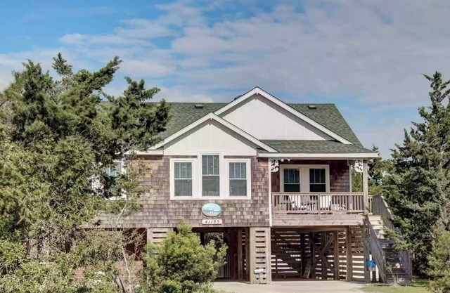 Come Seas the day at this beautiful beach house!