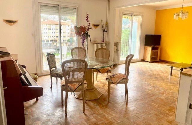 Comfortable F3 apartment with balcony and WIFI in Amélie-les-Bains