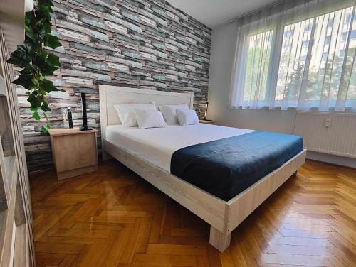 Comfort 14 - Stylish City Apartment Netflix, Wi-Fi & Parking
