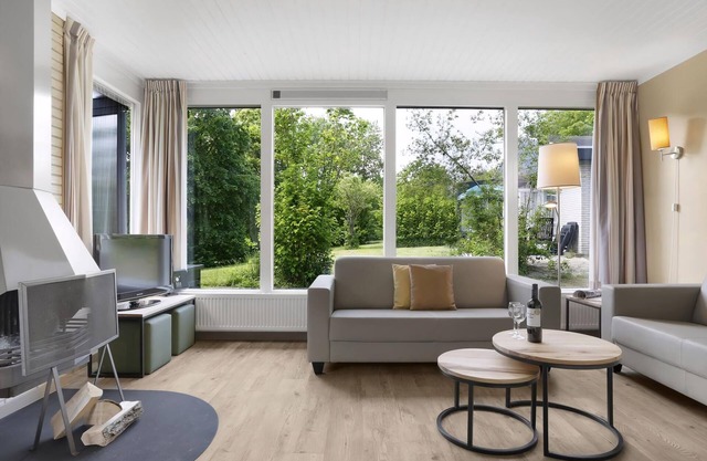 Comfort 6-person bungalow in the holiday park Landal Hochwald