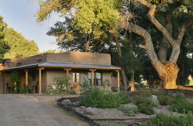 Comfort and serenity in the heart of Georgia O'Keeffe country.