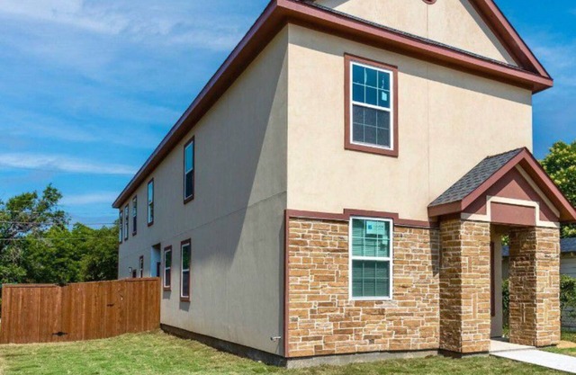 Comfort, estilo y comodidad con elegancia, Tranquil 4-bedroom house in Garland