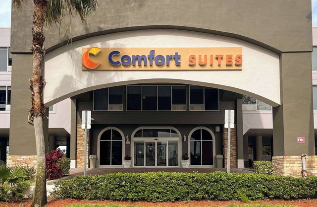Comfort Suites Clearwater - Dunedin