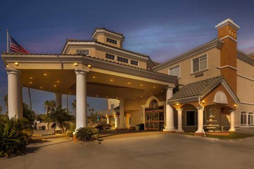 Comfort Suites Oceanside Camp Pendleton Area