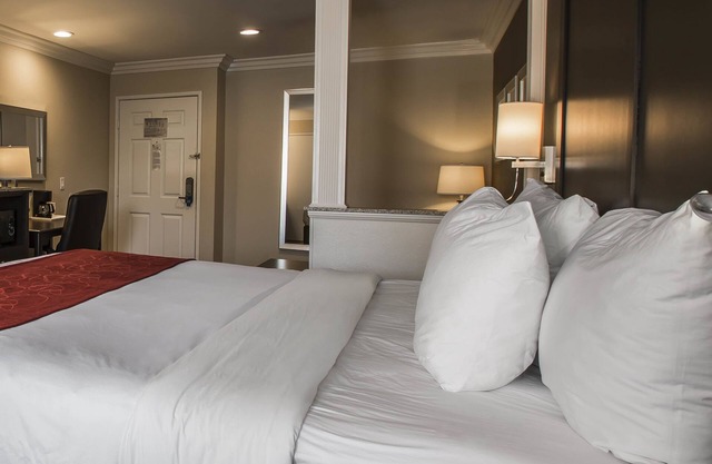 Comfort Suites San Clemente Beach