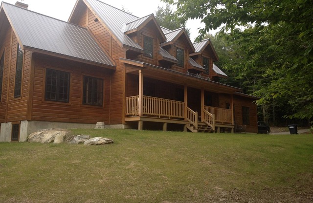 Comfortable and Well-Appointed home in Excellent Location