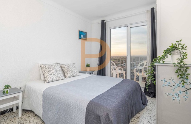 Comfortable apartment 50 meters from the beach. Spectacular view