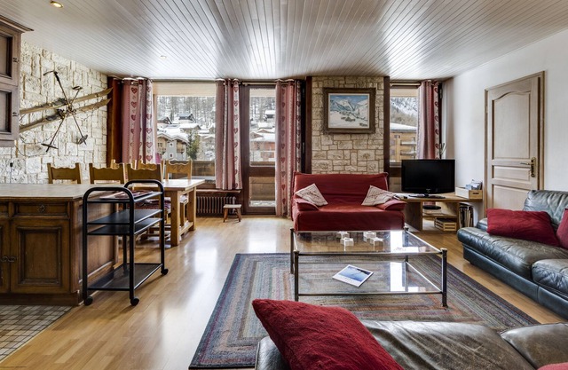 Comfortable apartment for rent with family or friends