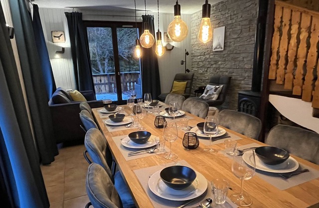 Comfortable family chalet close to Linga skilift, sleeps 10