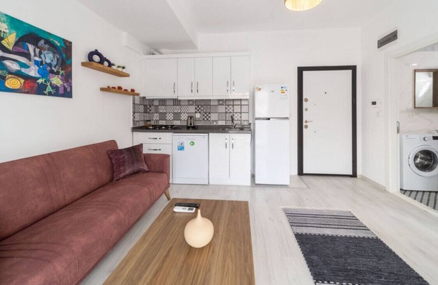 Comfortable Modern Flat with Balcony in Muratpasa