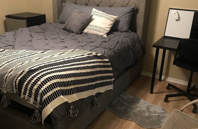 Comfortable + Spaceous Home