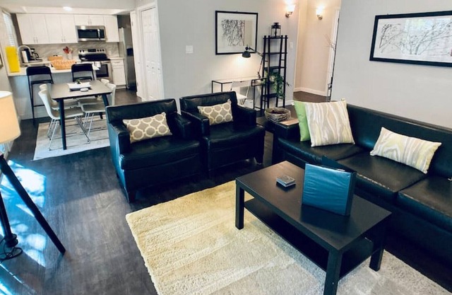 Completely Remodeled 3/2 Home in West Lake Hills!