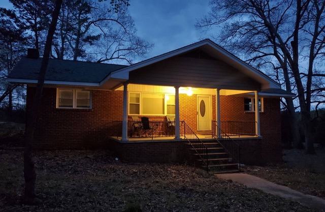 Completely updated Farmhouse with everything you will need! Relax and enjoy!
