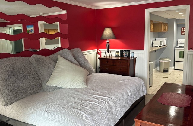 Condo in the Heart of the NH Lakes Region Attractions.