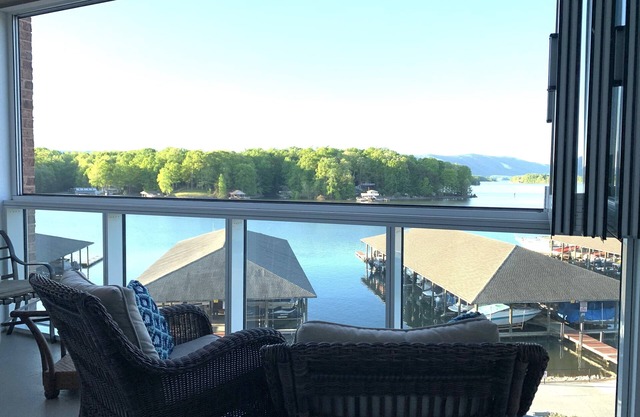 Condo with great Lake views. Come stay with us on your vacation ￼