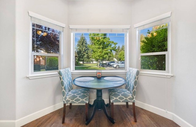 Condo with Sauna & Fitness Center- Extended Stay Discounts